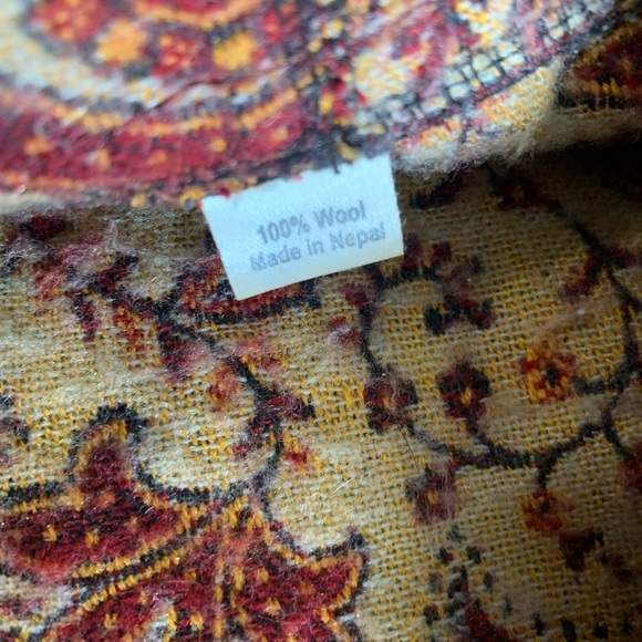 Red Manali Hooded Wool Poncho 100% Wool With Tassles OS - Picture 6 of 8